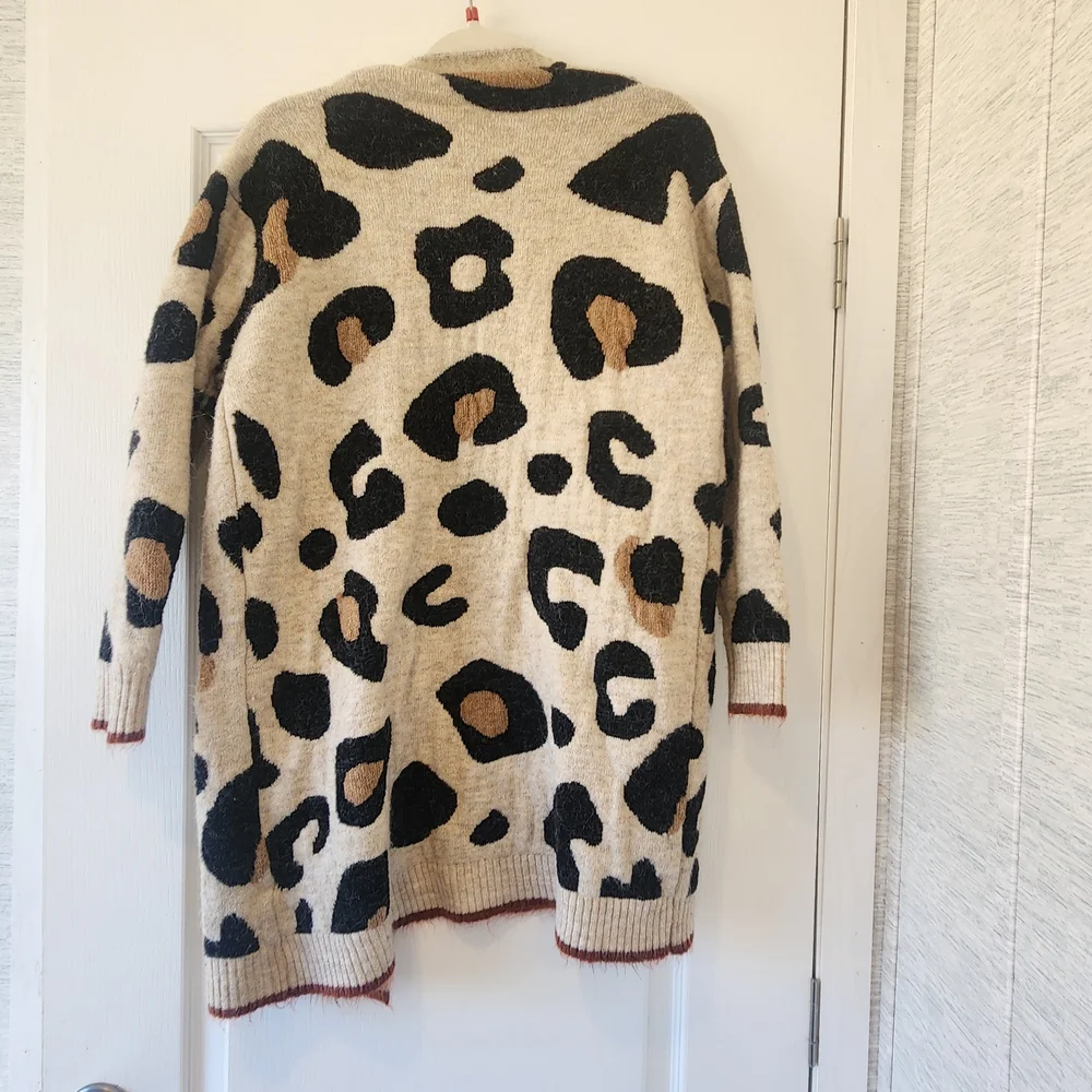 *JODIFL Textured Knit Cardigan Size S Euc*